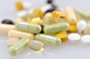 variety of vitamins for spinal cord injury recovery
