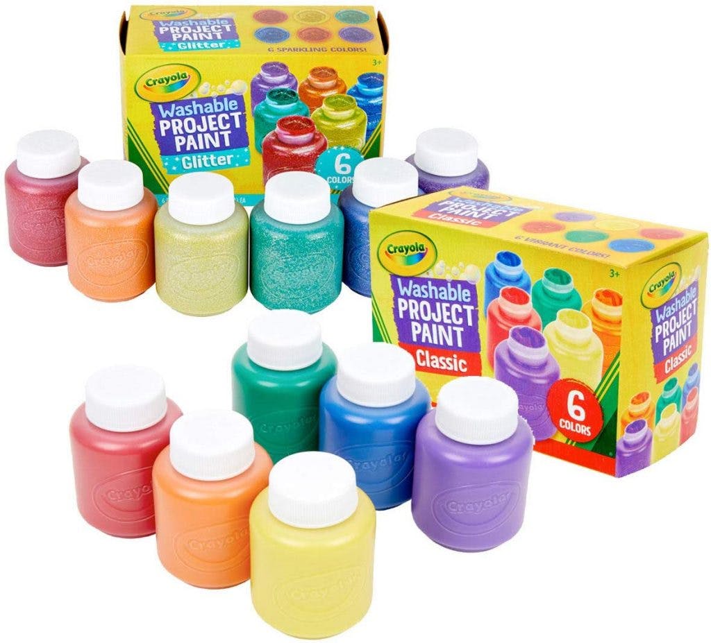 paint set to promote creativity in children with cp