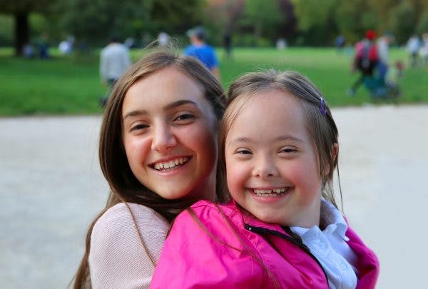 differences between cerebral palsy and down syndrome