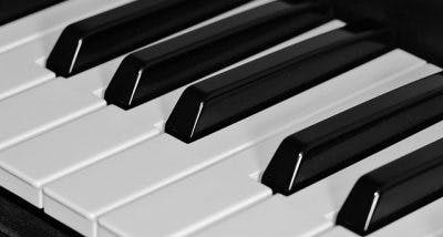 playing piano to improve fine motor skills after stroke