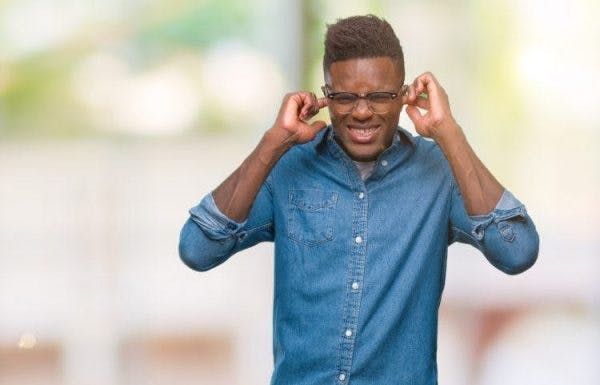 treating sensory overload due to overstimulation after brain injury