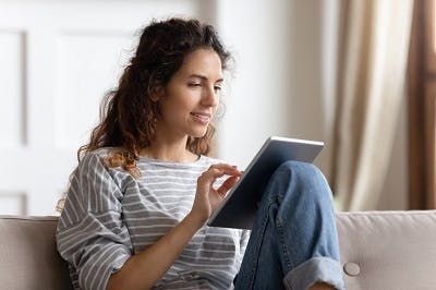 woman practicing cognitive exercises to manage attention problems after brain injury