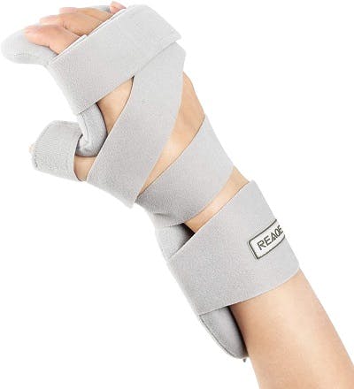 a static hand brace to illustrate the most basic type of gloves for stroke patients